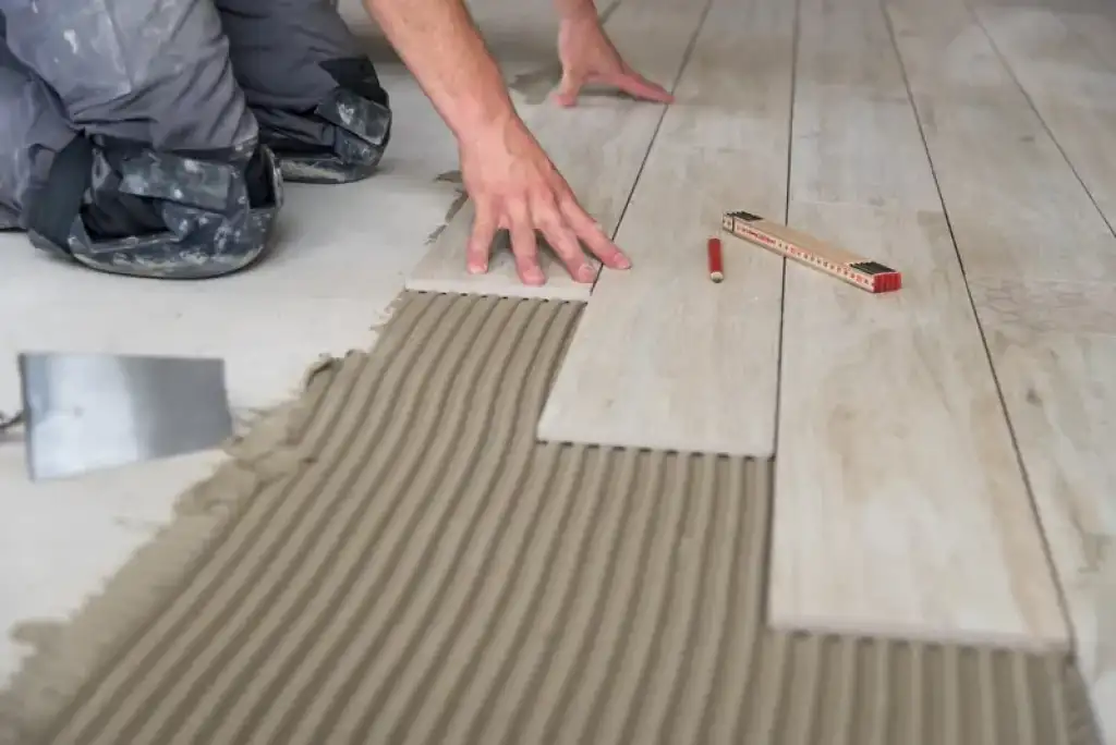 Parquet stratifié, sol PVC : votre choix, notre expertise